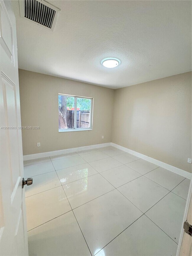Building Photo - 1770 NW 55th St