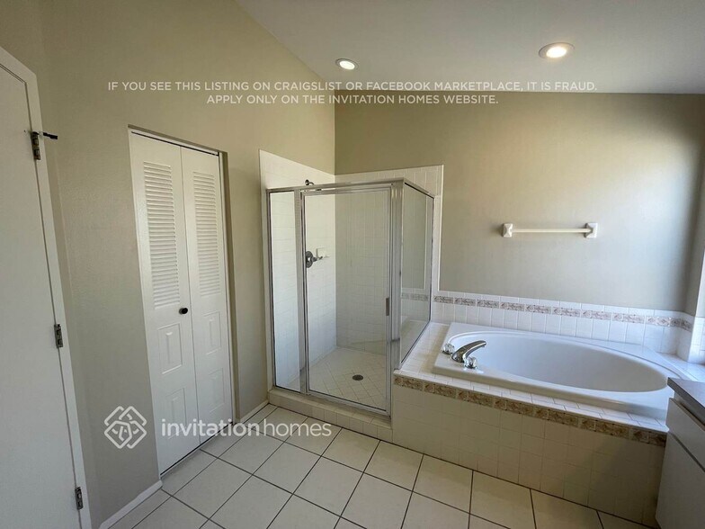 Building Photo - 1305 Key W Ct