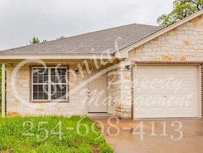 Building Photo - AVAILABLE SOON!