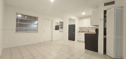 Building Photo - 95 NE 41st St