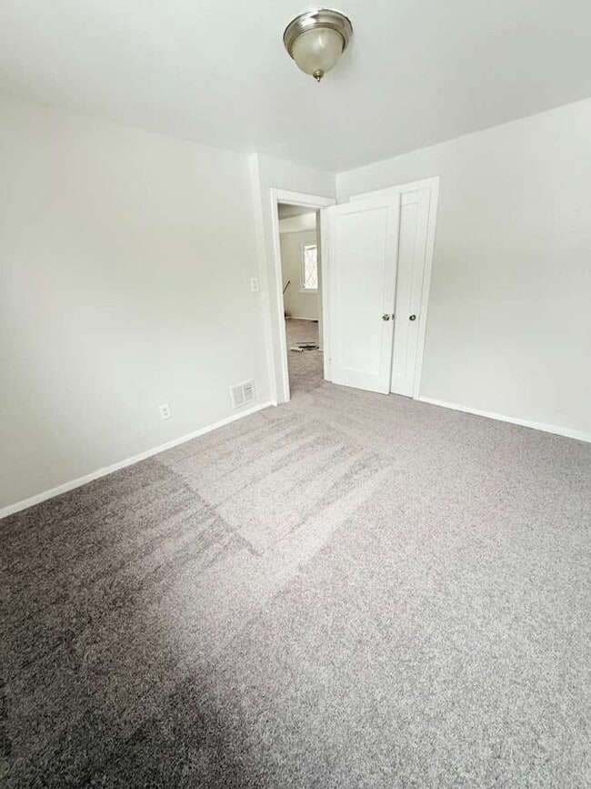 Building Photo - Nice 2BD/1.5BA Single Family Home in Penn Hills