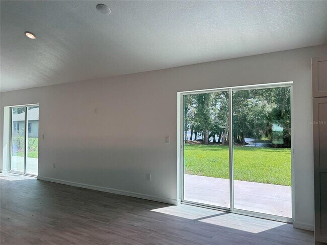 Building Photo - 8861 ALBERTSON Ct