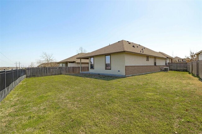 Building Photo - 416 Blue Waterleaf Ln