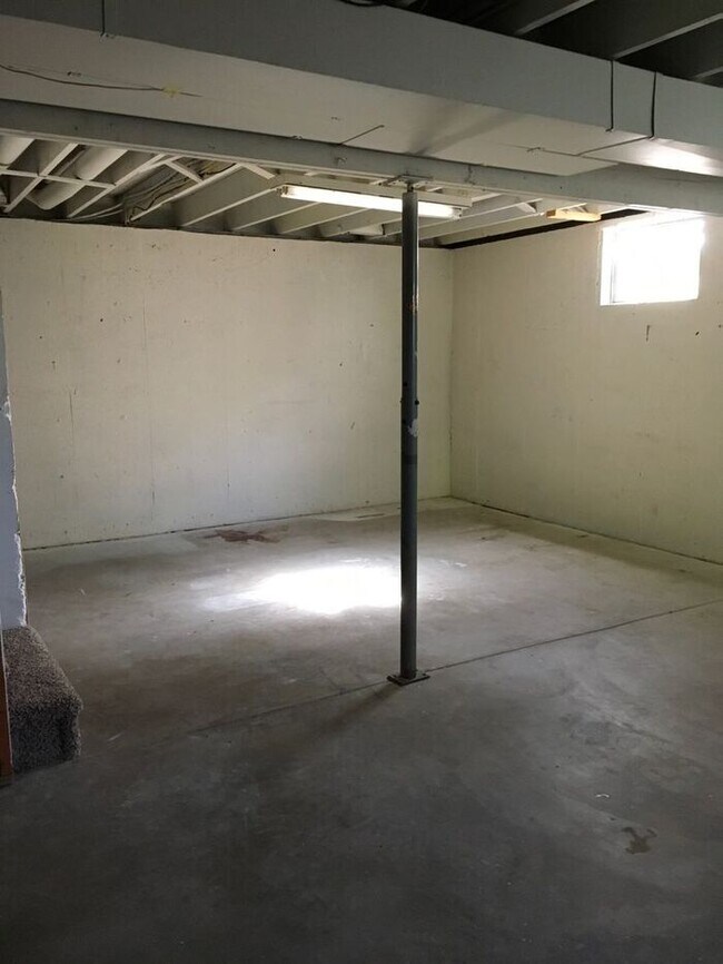 Building Photo - 3 Bedroom Home in SW Loveland!