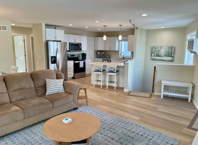 Living room/kitchen. - 2225 Middleton Beach Rd