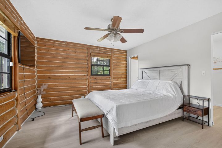 Building Photo - 2340 B Rd