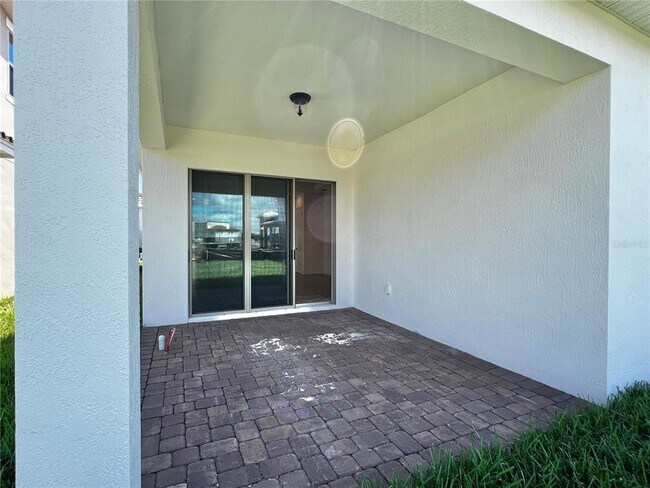 Building Photo - 13321 Camborne Pl