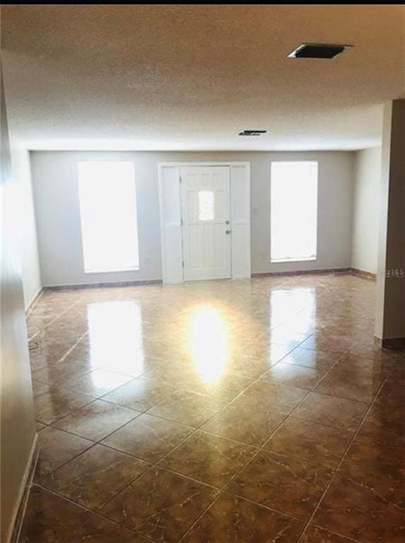 Building Photo - 10327 Oleander Dr