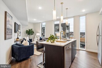 Building Photo - 1102 Germantown Ave