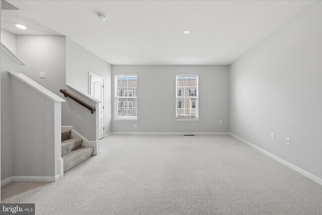 Building Photo - 117 Stribling Wy