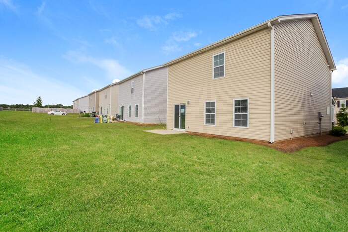 Building Photo - 457 Red Poll Wy