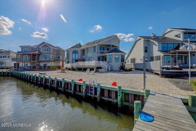 Building Photo - 1207 Capstan Dr