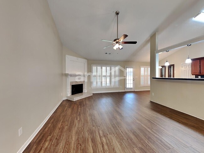 Building Photo - 3385 Woodash Ln