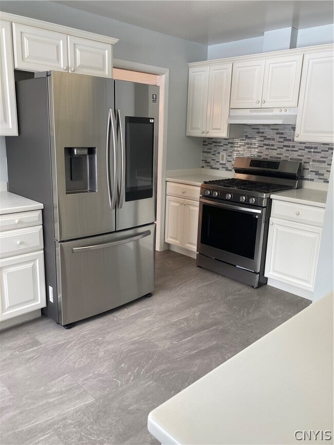 Building Photo - 449 Bugbee Dr