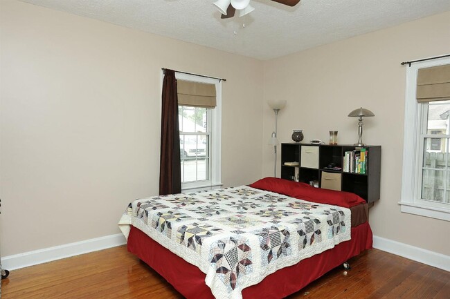 Building Photo - STUDENTS - Now Pre-Leasing for 26-27