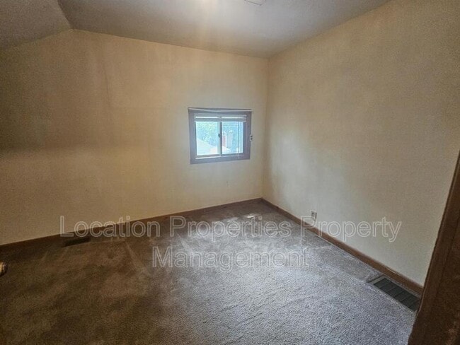 Building Photo - 925 Alabama St