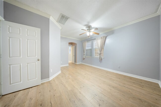 Building Photo - 4216 Eli St