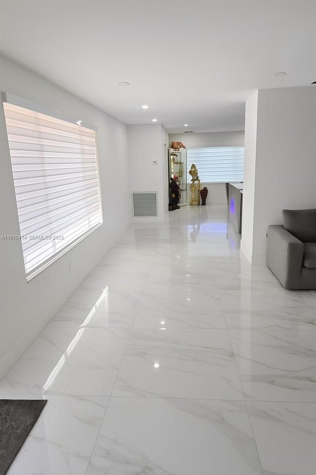 Building Photo - 9313 NW 24th Pl