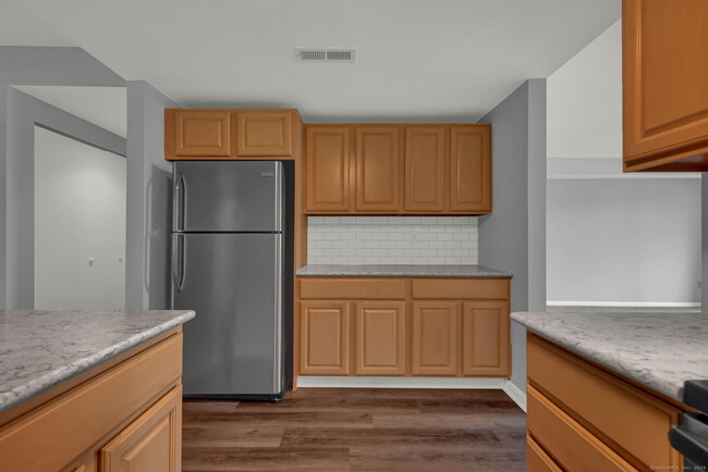 Building Photo - 1128 Windward Rd