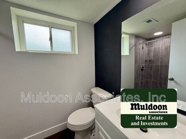 Building Photo - 3965 Colony Hills Cir