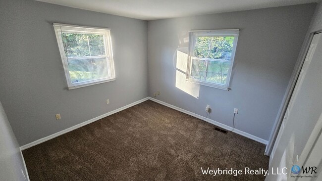 Building Photo - 3BD 1BTH Ranch in the Pleasant Run Neighbo...