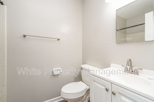 Building Photo - 6165 Meadow Rose Ln