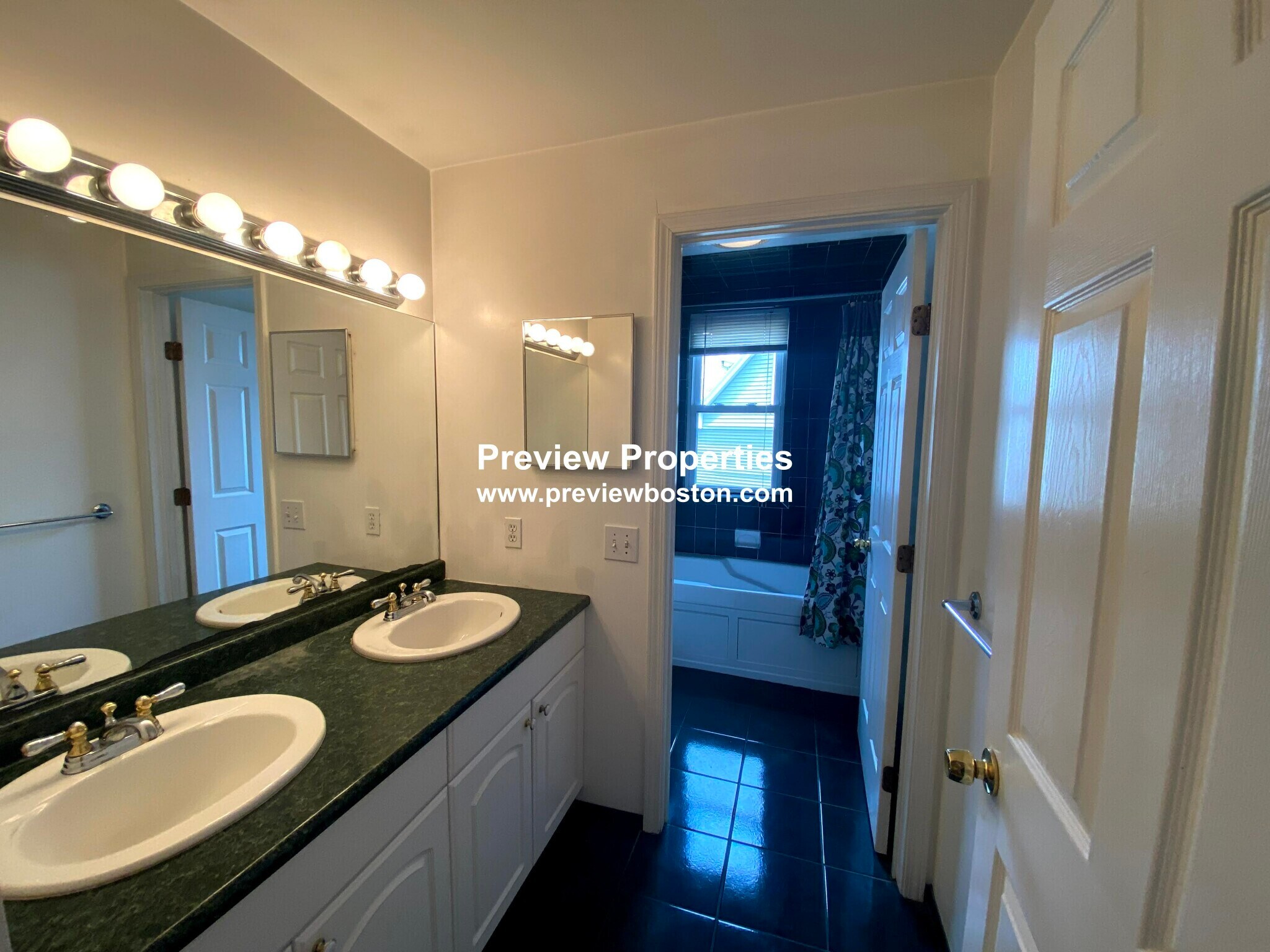 Building Photo - 44 Champney St