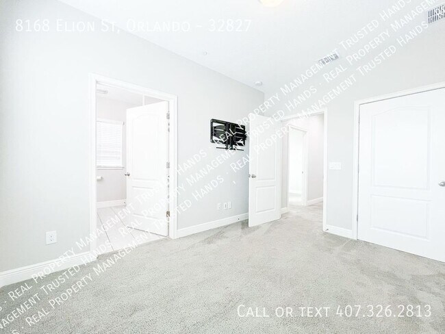 Building Photo - Luxury 4-Bedroom Townhome in Laureate Park...