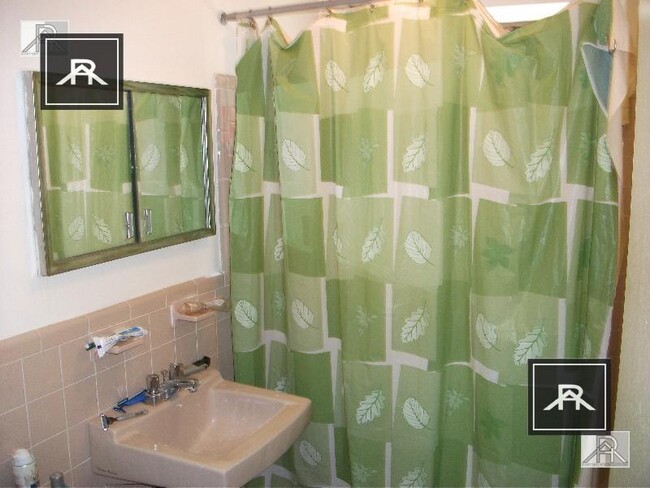 Building Photo - 2 bedroom in Allston MA 02134