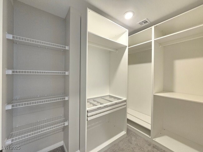 Building Photo - 4160 Elegant Chateau St