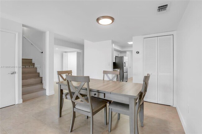 Building Photo - 3827 NE 166th St