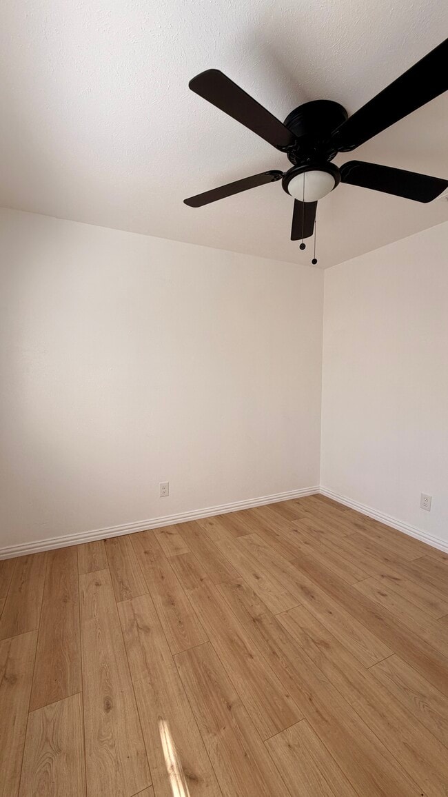 Building Photo - 3416 Sunnydale Ln