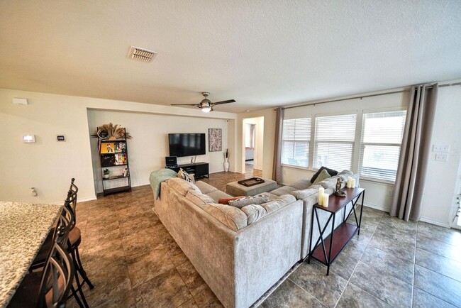 Building Photo - Charming 3-Bedroom Home in Meadows of Copp...