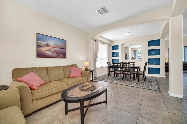 Building Photo - 8538 Sunrise Key Dr