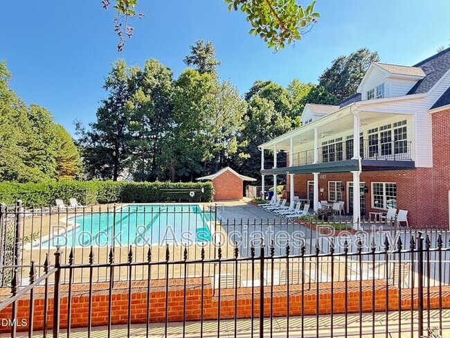 Building Photo - 5523 Cottonrose Ln