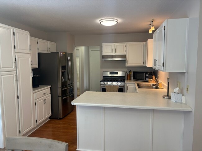 Building Photo - 10413 Kentfield Pl