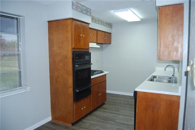 Building Photo - 909 Memorial Dr
