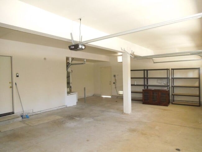 Building Photo - 32084 Pso Parallon