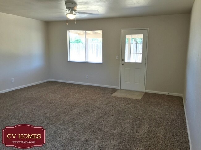 Building Photo - APPLY FOR THIS BEAUTIFUL HOME TODAY! (Avai...