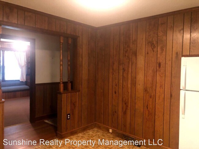 Building Photo - 3 br, 1 bath House - 1913 S Highway 119