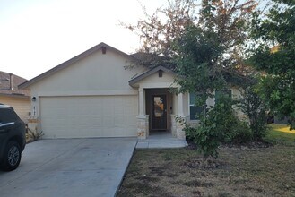 Building Photo - 8745 Ironwood Hill