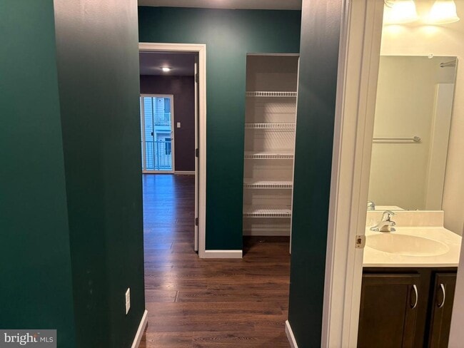 Building Photo - 3098 Goshen Dr