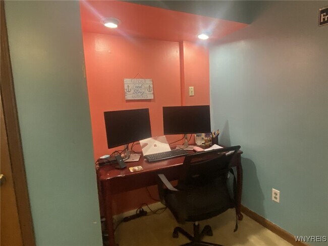 Building Photo - 36 Altair Dr