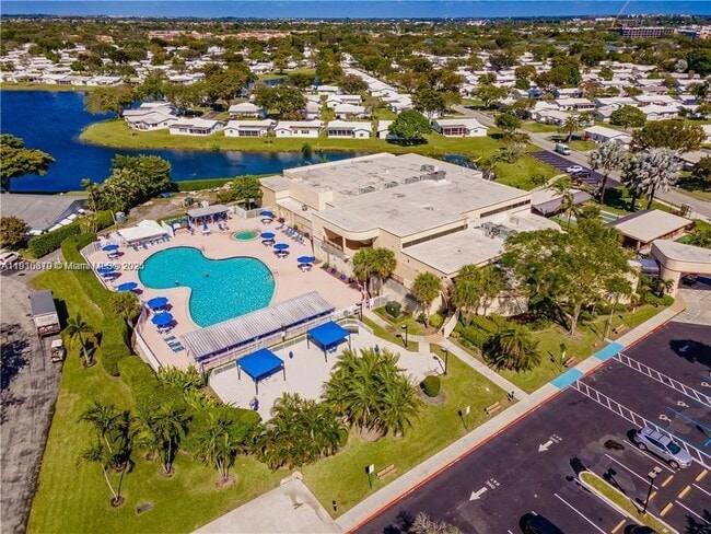 Building Photo - 1057 NW 88th Ave