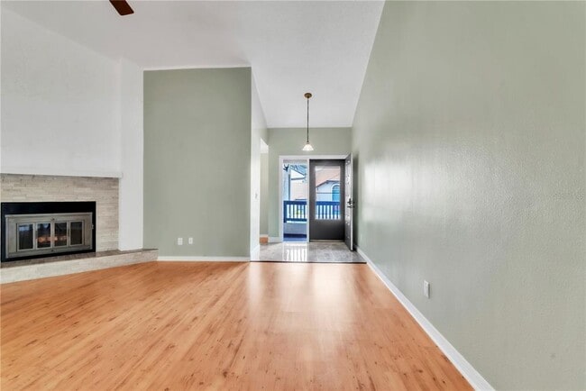 Building Photo - 2640 Enterprise Rd E