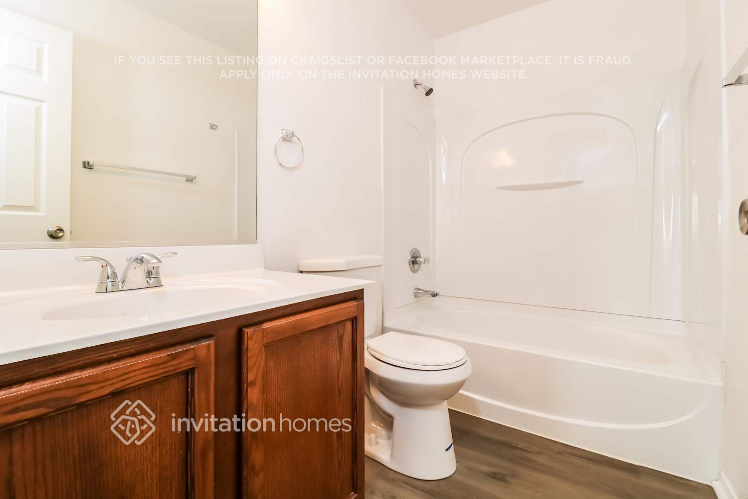 Building Photo - 718 S 223rd Dr