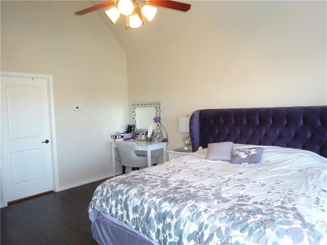 Building Photo - 9400 Deerhurst Pl