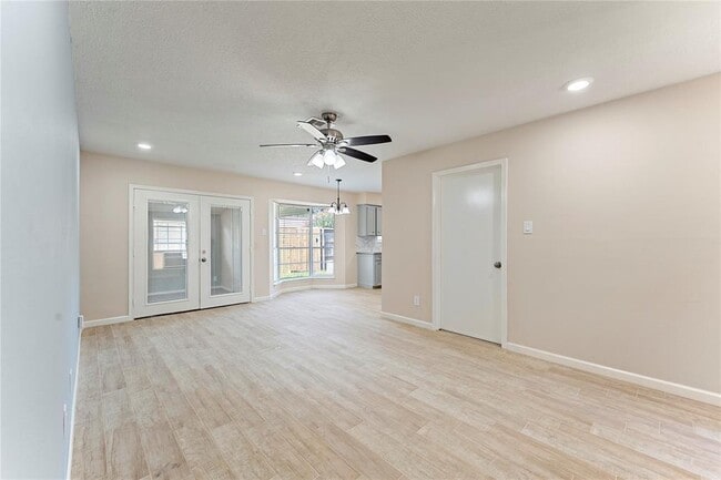 Building Photo - 1410 PI Cir