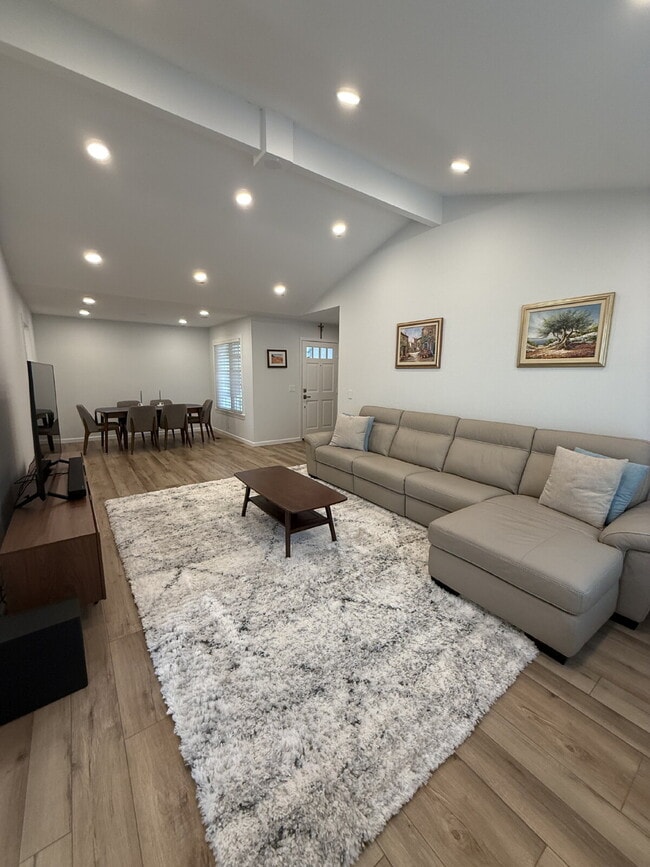 Building Photo - Stunning Fully Remodeled 4-Bedroom 2 Bathroom Home with Designer Kitchen & Spacious Open Layout i...