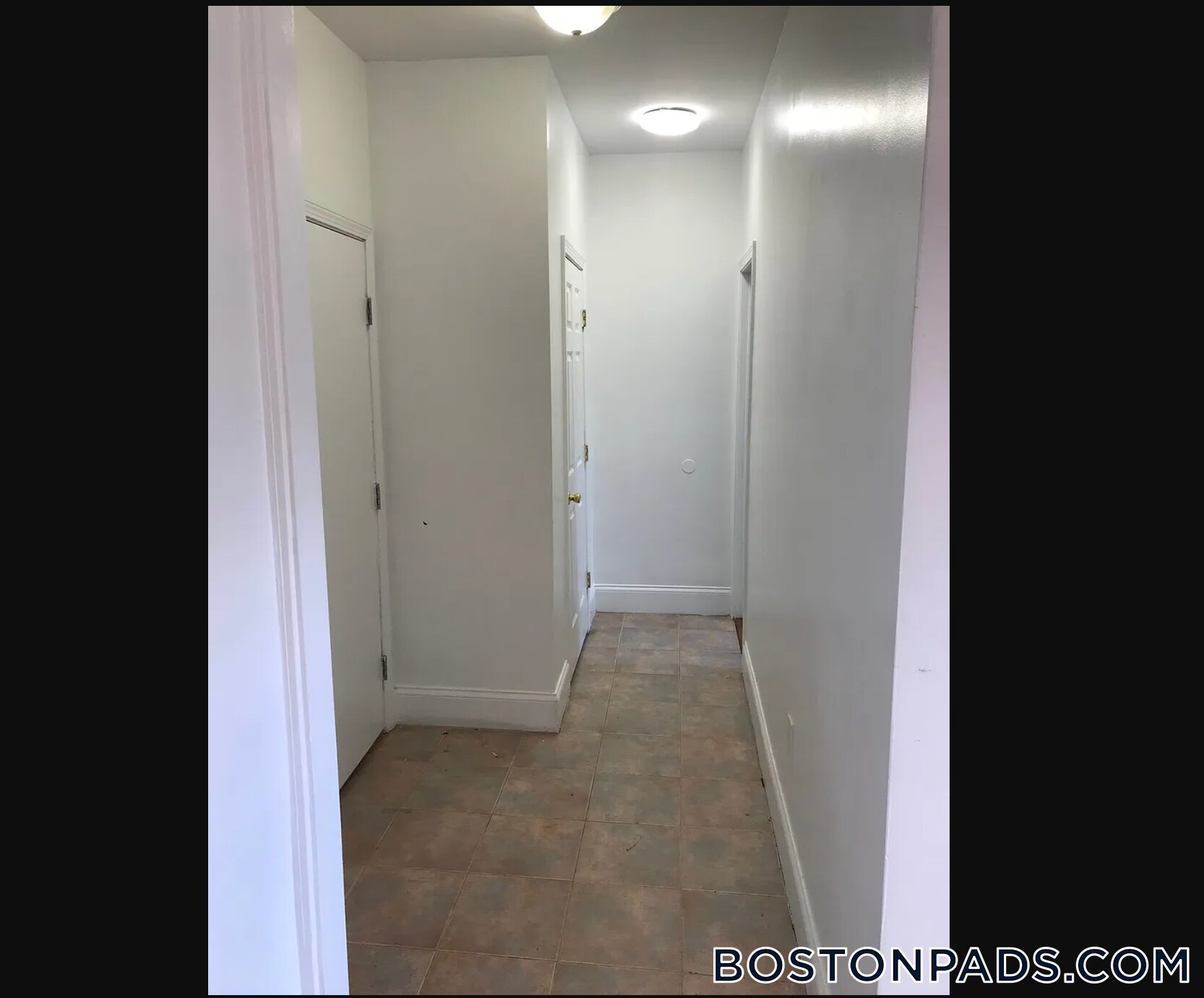 Building Photo - 151 Park Dr